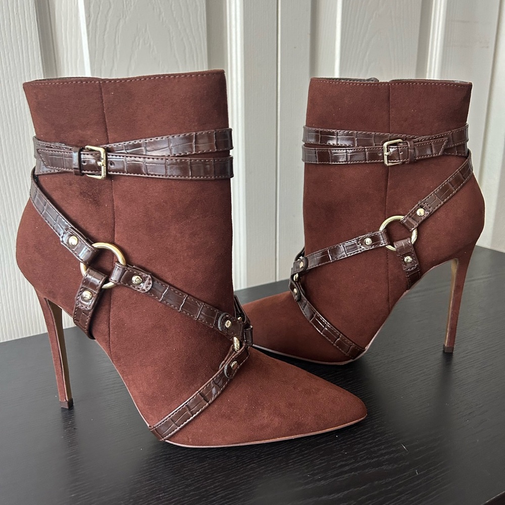 Women's Jennifer Lopez JLO PRAN Brown Suede ankle Boots Size 8.5 Stiletto Heels